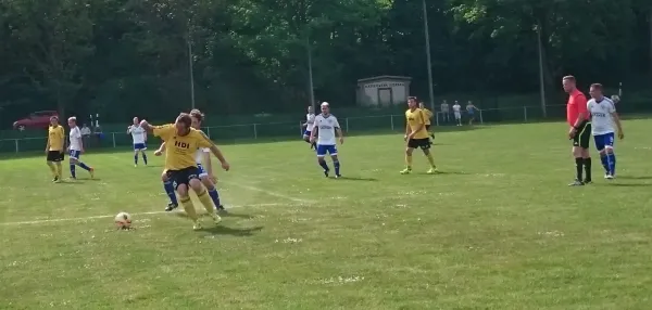 22.05.2016 FSV 04 Viernau vs. SV 08 Steinach