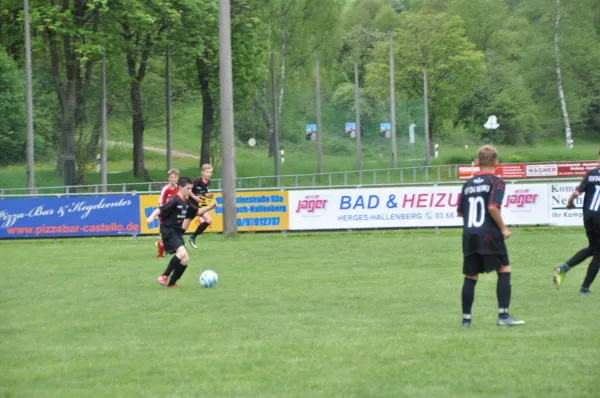 21.05.2017 FSV 04 Viernau vs. SG Jüchsen-Grabf